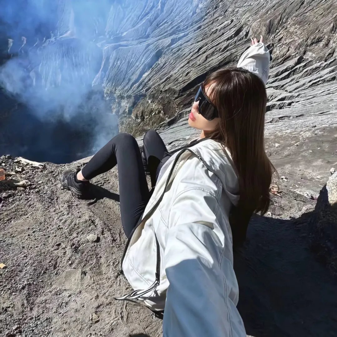 海棠经雨胭脂透